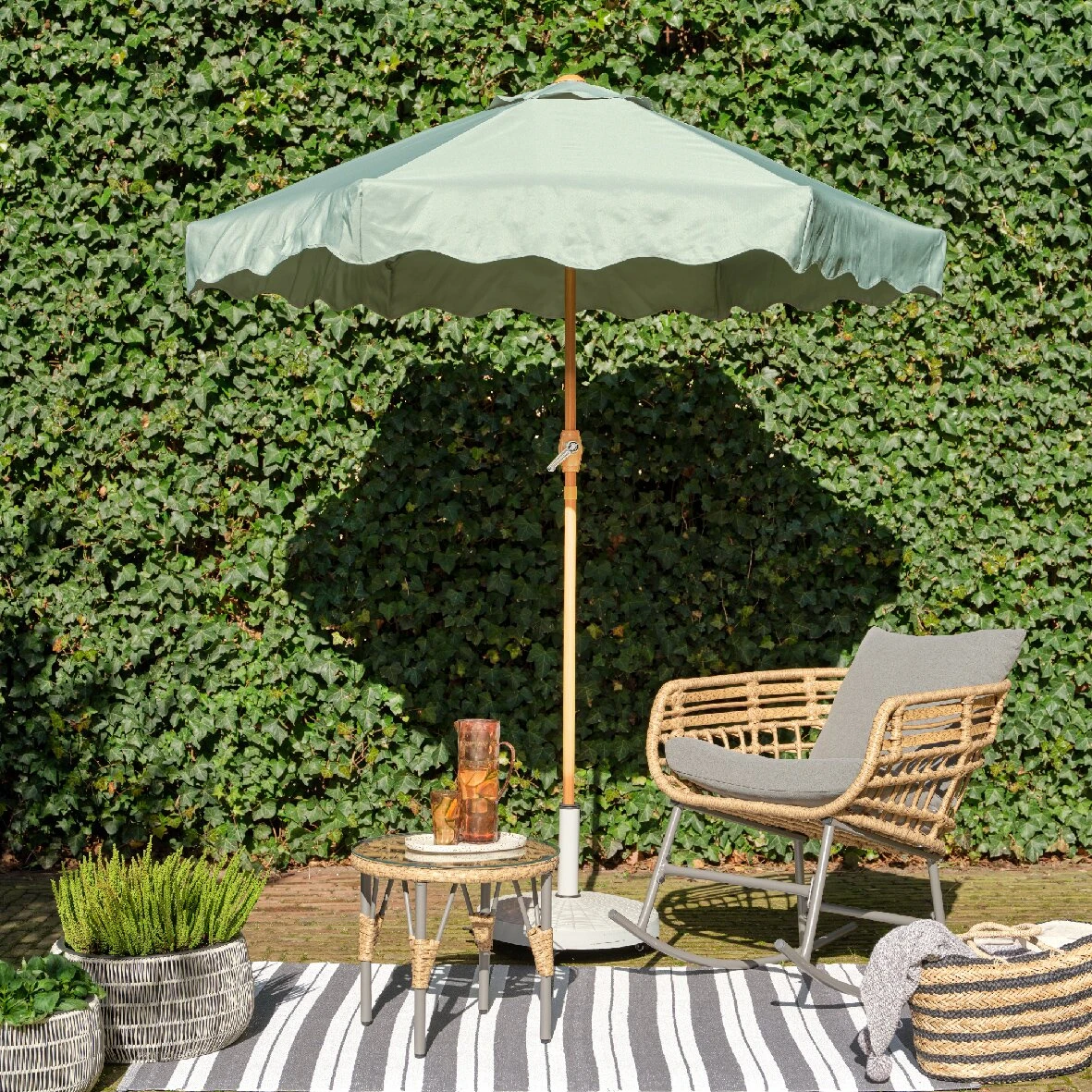 Outdoor Living Parasol Grijsgroen - Ø 220 Cm 3 Outdoor Living Parasol Grijsgroen - Ø 220 Cm - Afbeelding 3